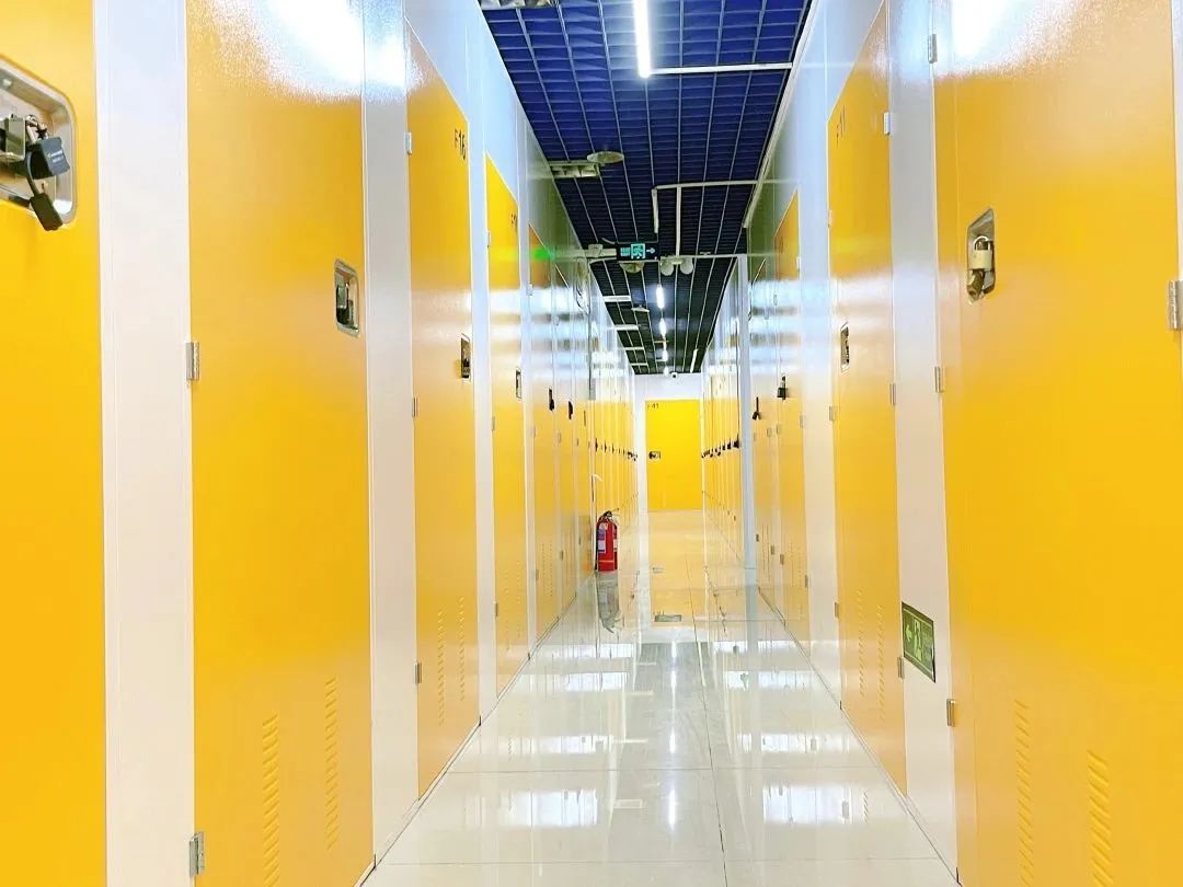 仓库走廊.jpg 仓库走廊.jpg